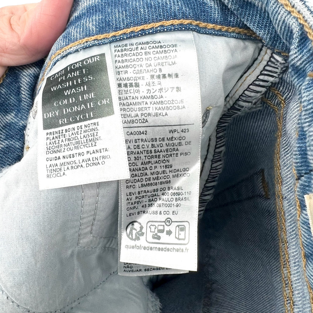 LEVI'S Womens Low Loose Straight Jeans 25x32 Size 0 Light Blue A5566-0001 NWT
