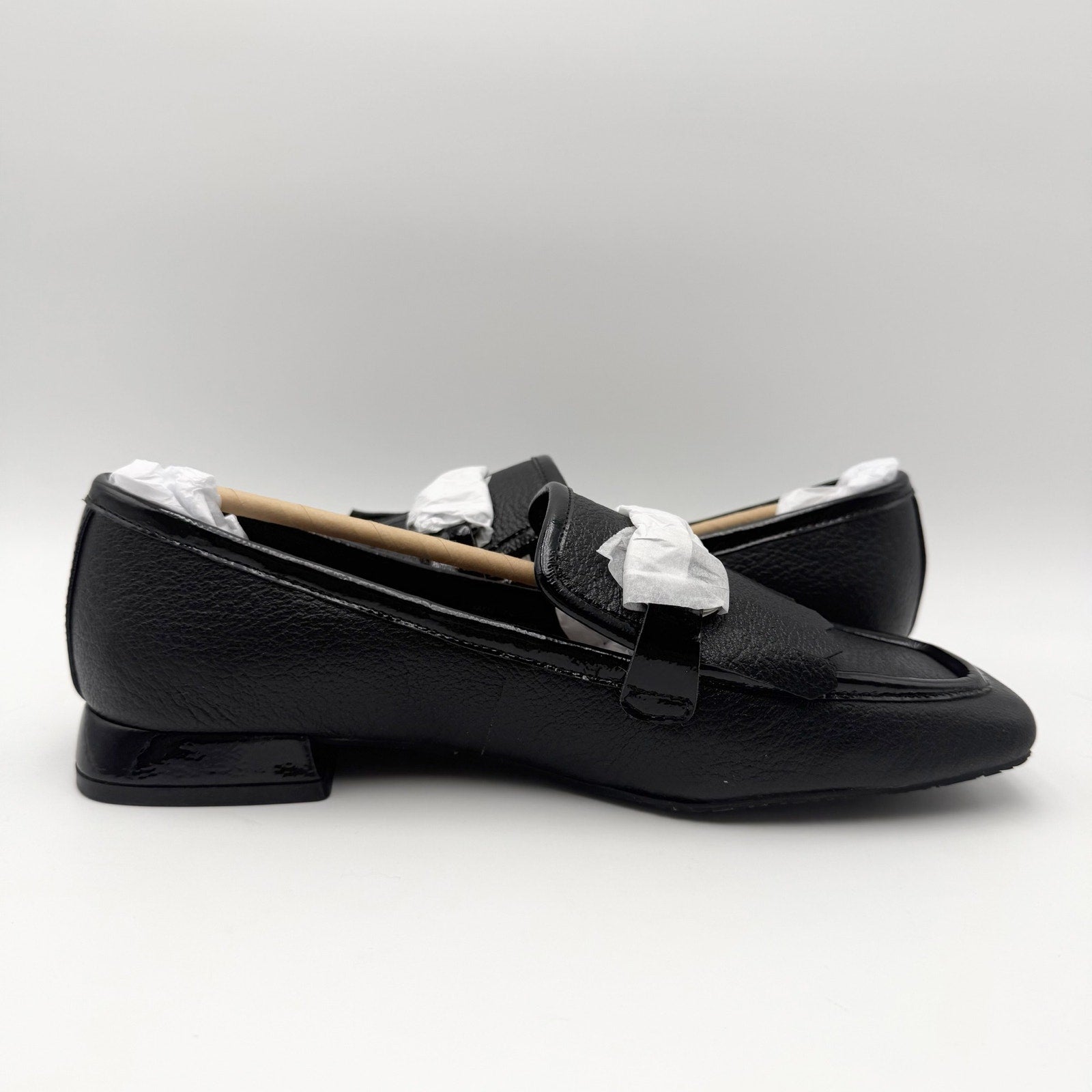 Donald Pliner Womens Saeli Loafers Size 7.5 M Black Nappa Leather Flats NIB