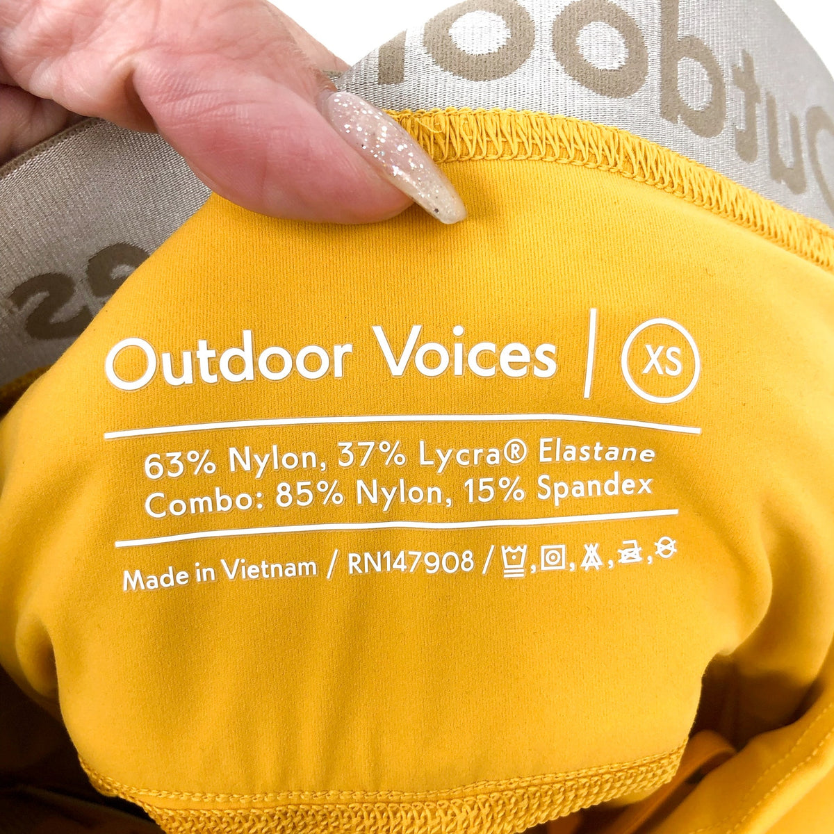 OUTDOOR VOICES Women's Snacks 7/8 Leggings XS Yellow Cider Mini Sidepack NWT