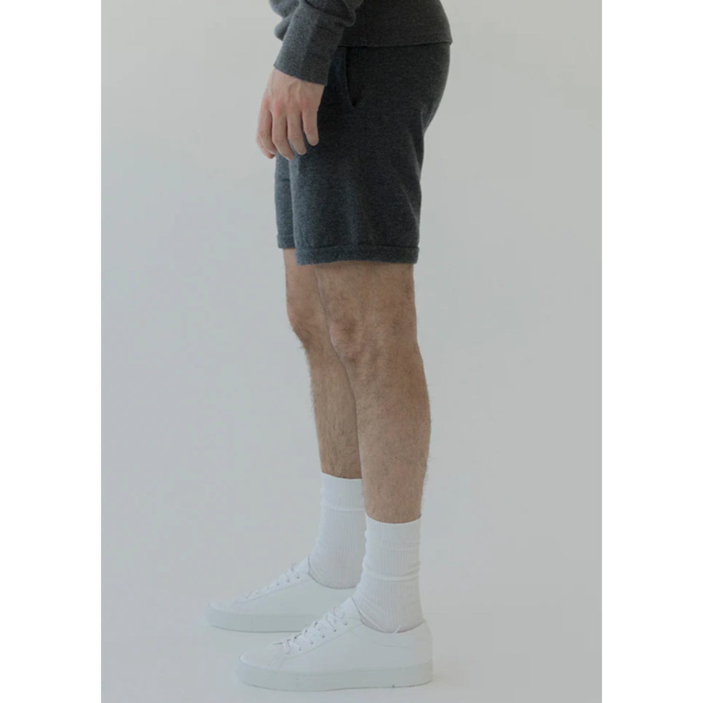 ACTIVE CASHMERE Men's Seamless Weight Fitted Cashmere Short XL Black NWT