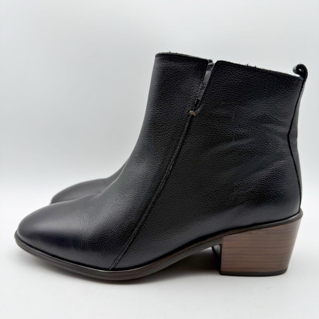 Naot Womens Ethic Ankle Boots EU 41 US 10 Black Leather NIB
