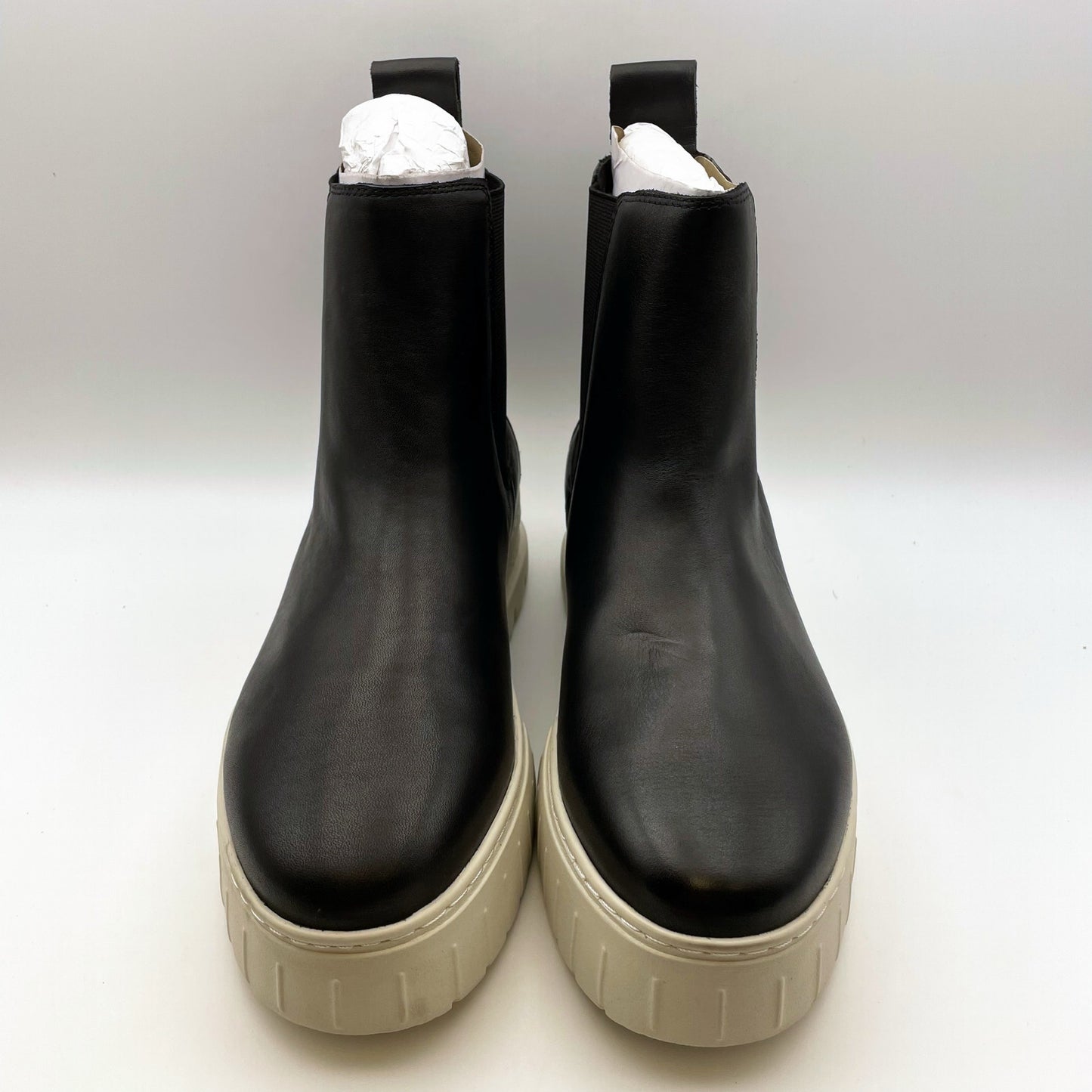 J/Slides Women's Riley Chelsea Boot Size 10 Black Leather Platform NIB