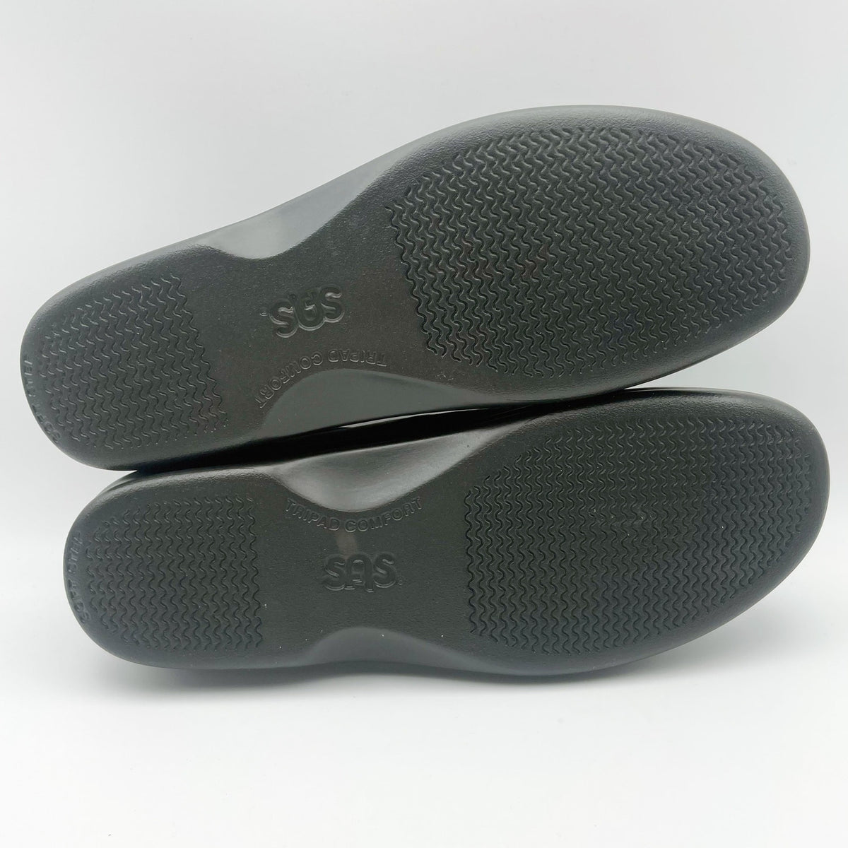 SAS Womens Viva Slip On Comfort Loafers Size 10.5 Black Leather Casual Shoes NIB