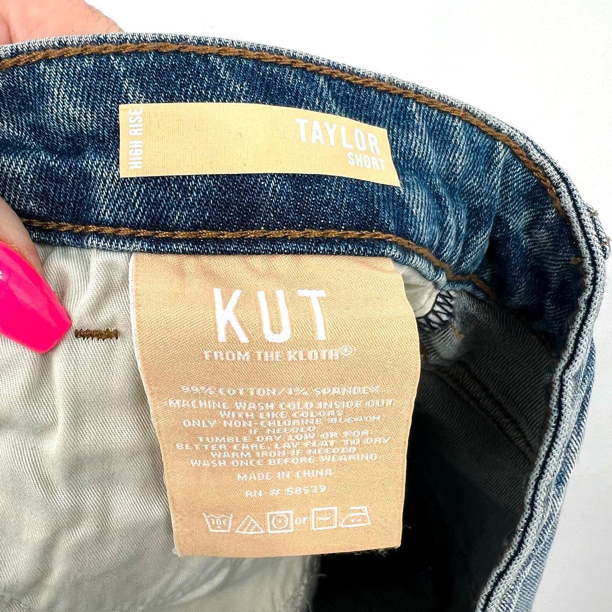 KUT FROM THE KLOTH Taylor Denim Shorts Size 8 Freedom Blue High Waist CutOff NWT