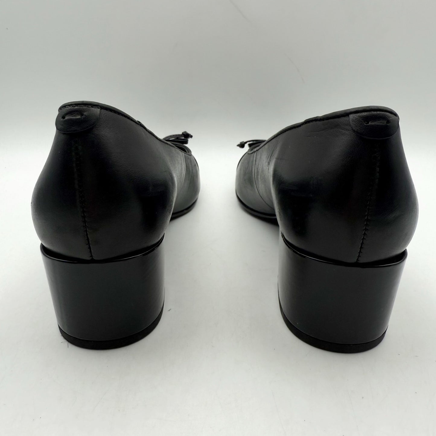 Bernardo Womens Marisol Cap-Toe Pump US 8.5 M Black Leather NWOB