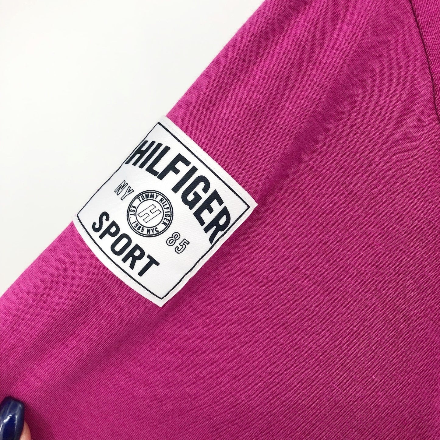 TOMMY HILFIGER SPORT Performance Graphic T-Shirt Small Pink Short Sleeve NWT