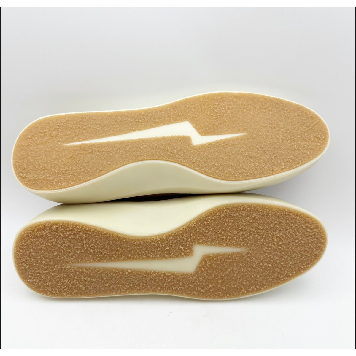 Wolf & Shepherd Women Cruise Slip On Shoes Size 6 Brown Sandstorm Vanilla NIB