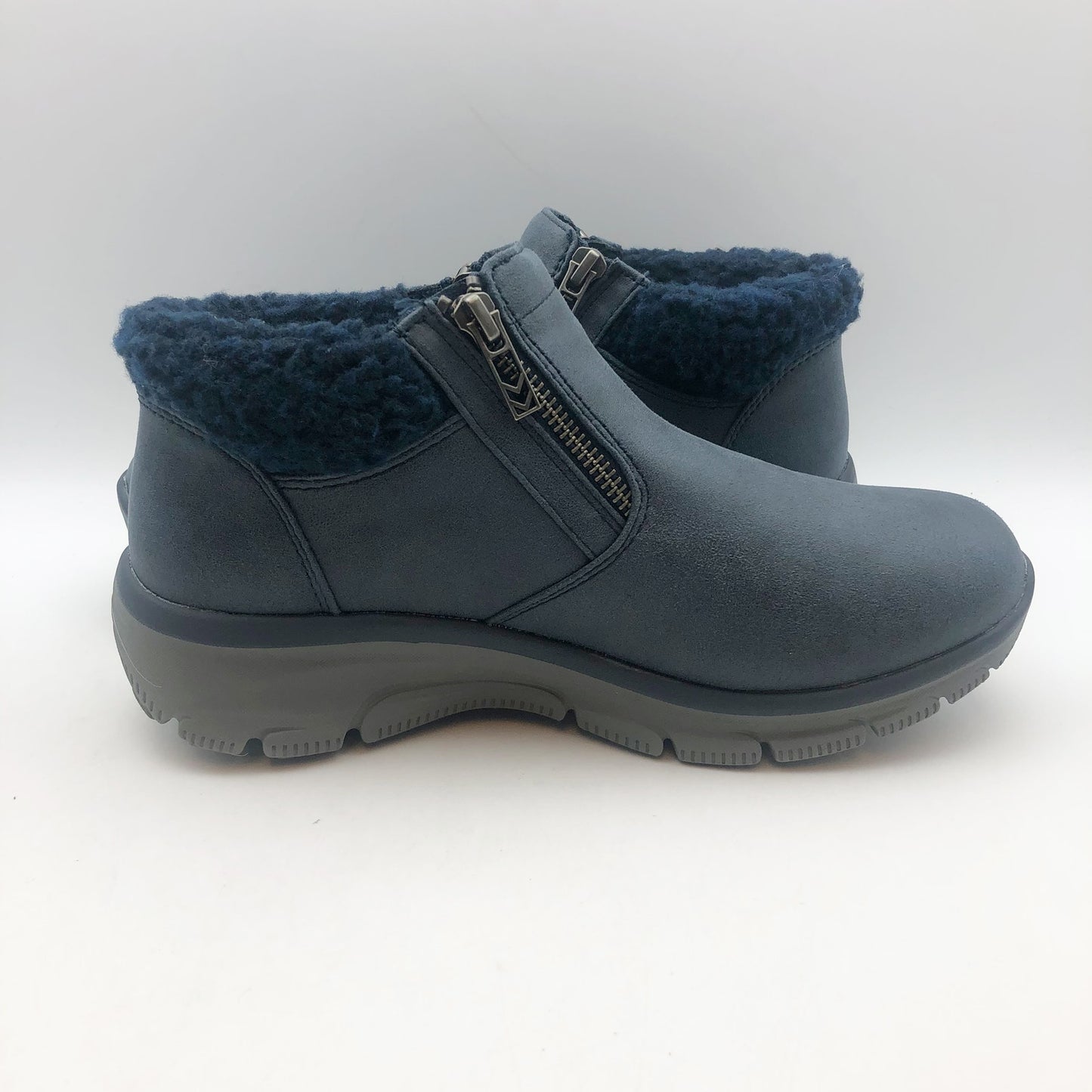 Skechers Women Easy Going Ankle Boots US 8.5 Navy Blue Water Repellent Lined NIB