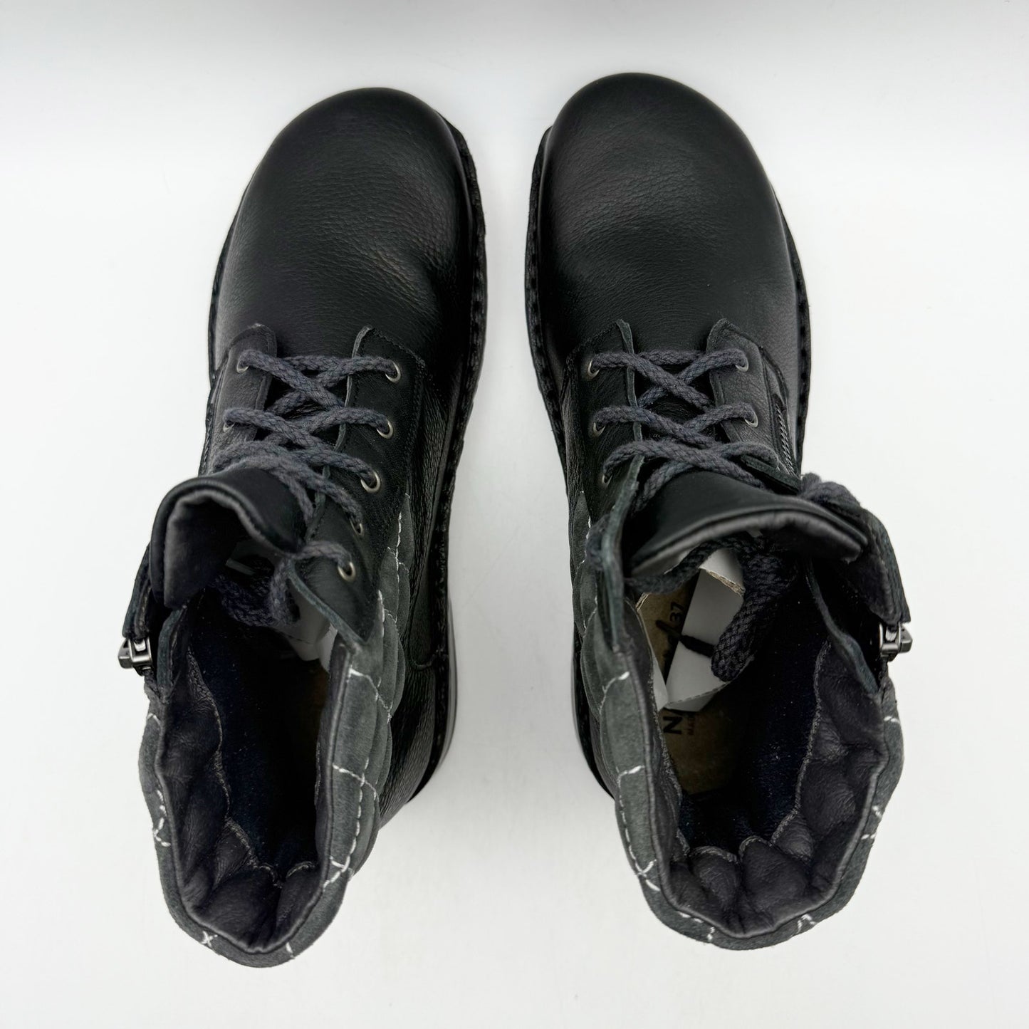 Naot Womens Castera Boots EU 37 US 6-6.5 Black Suede NWOB