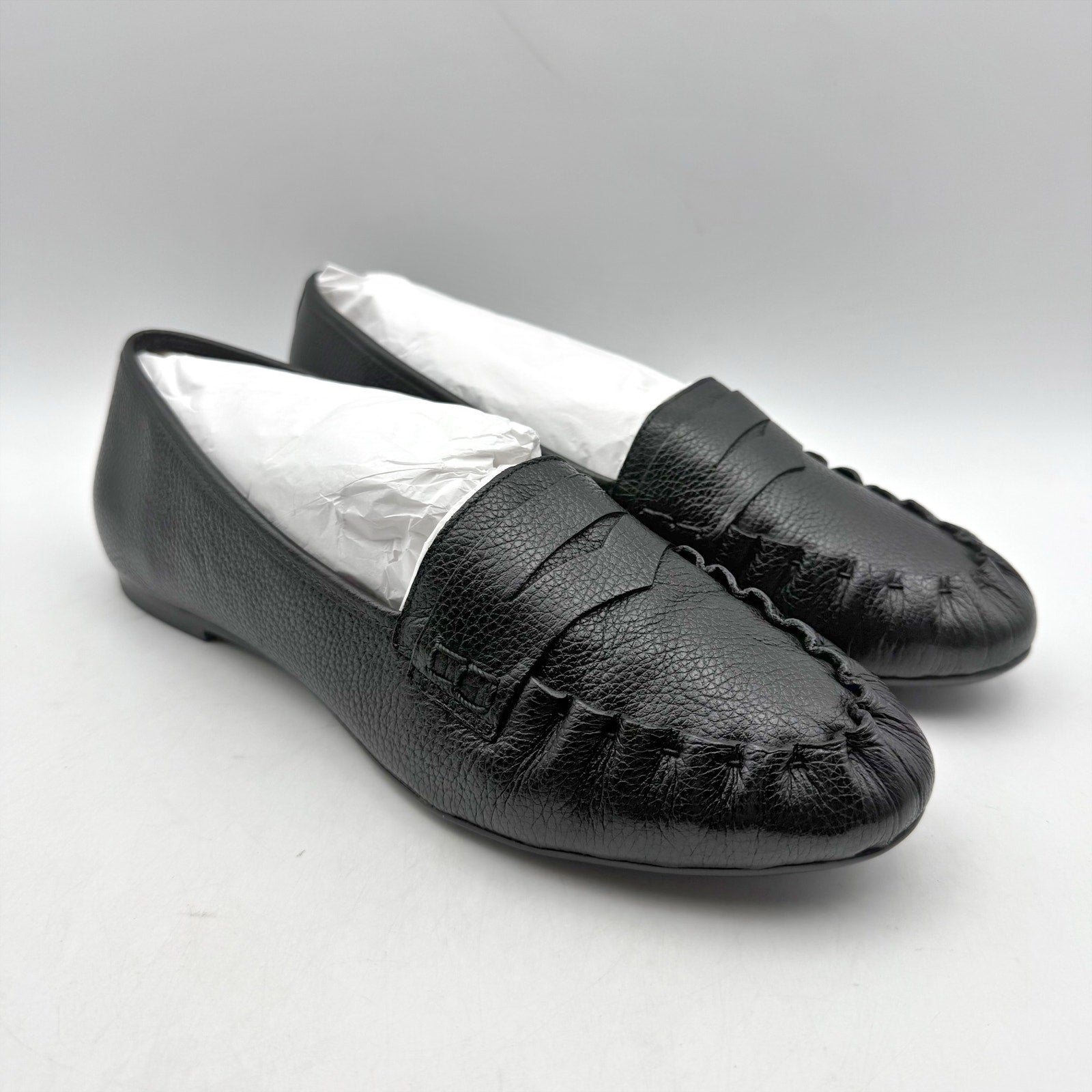 Bernardo Womens Sage Flats US 8.5 M Black Leather Slip On NIB