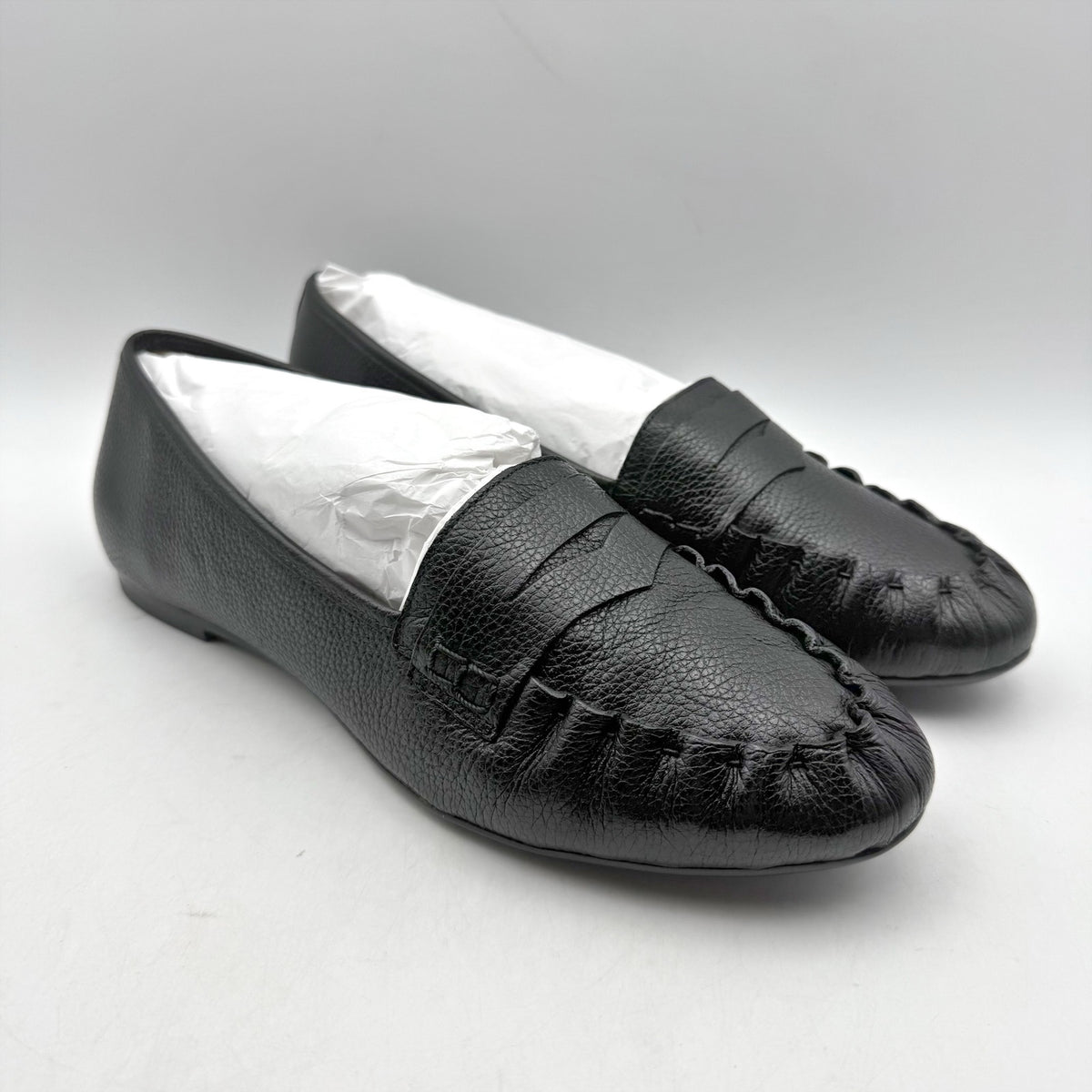 Bernardo Womens Sage Flats US 8.5 M Black Leather Slip On NIB