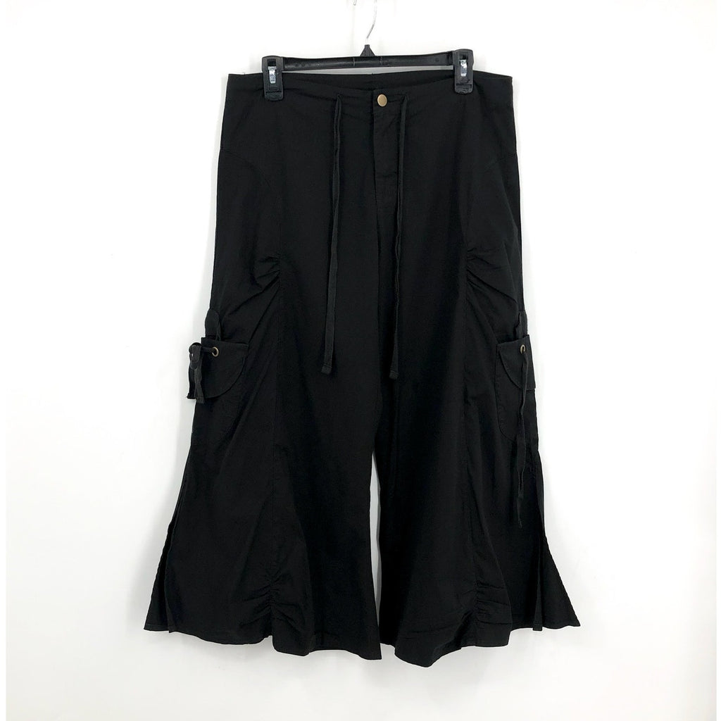 XCVI Women's Cargo Gaucho Crop Pants Medium Black Lagenlook Flare Wide Leg NWT