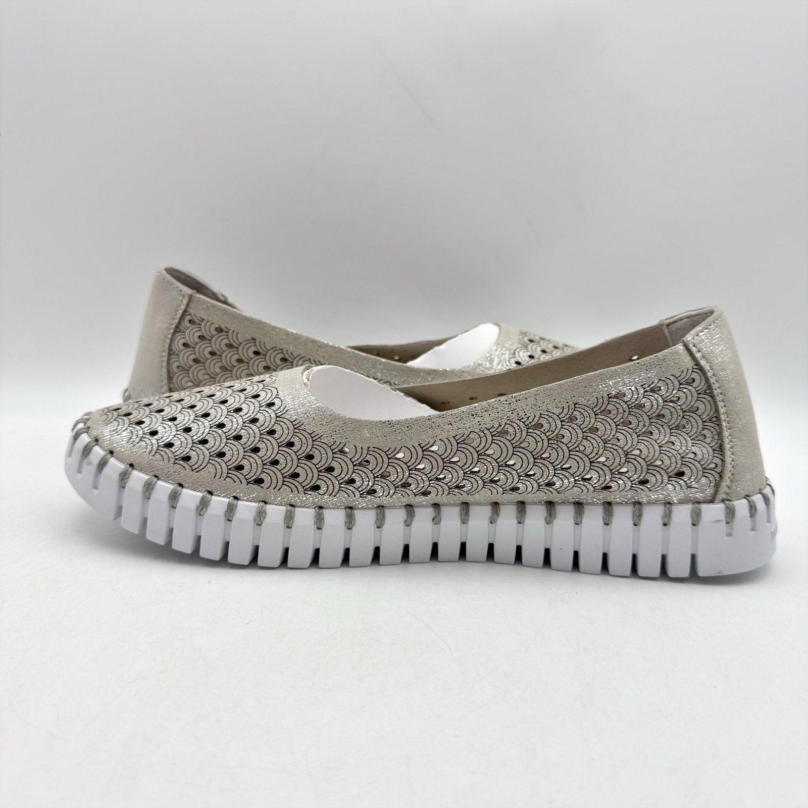 ILSE JACOBSEN Womens Tulip 0026 Ballet Flats EU 37 US 6 Silver Glitter NWOB