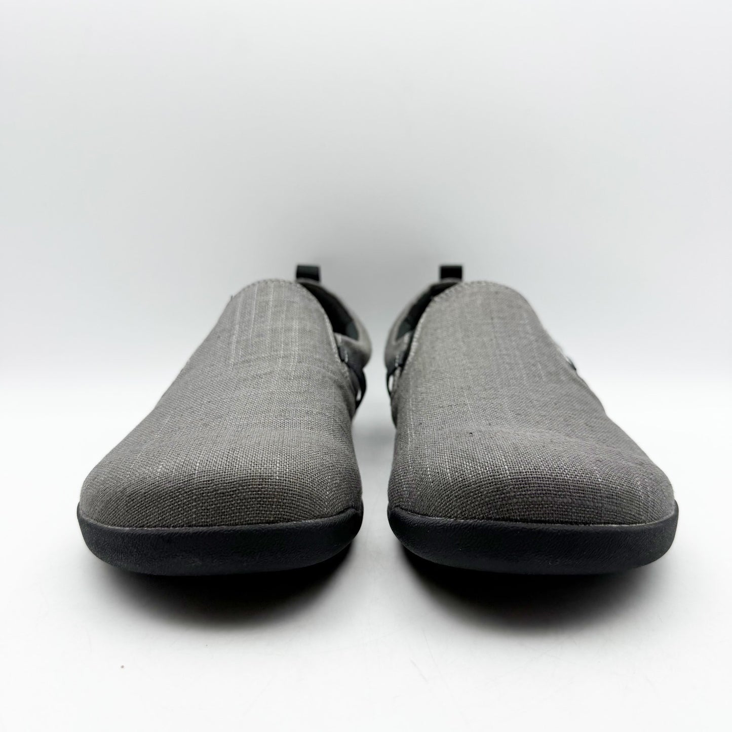 Xero Mens Aptos Slip On Sneakers US 9.5 EU 42.5 Grey Lightweight Hemp Canvas NIB