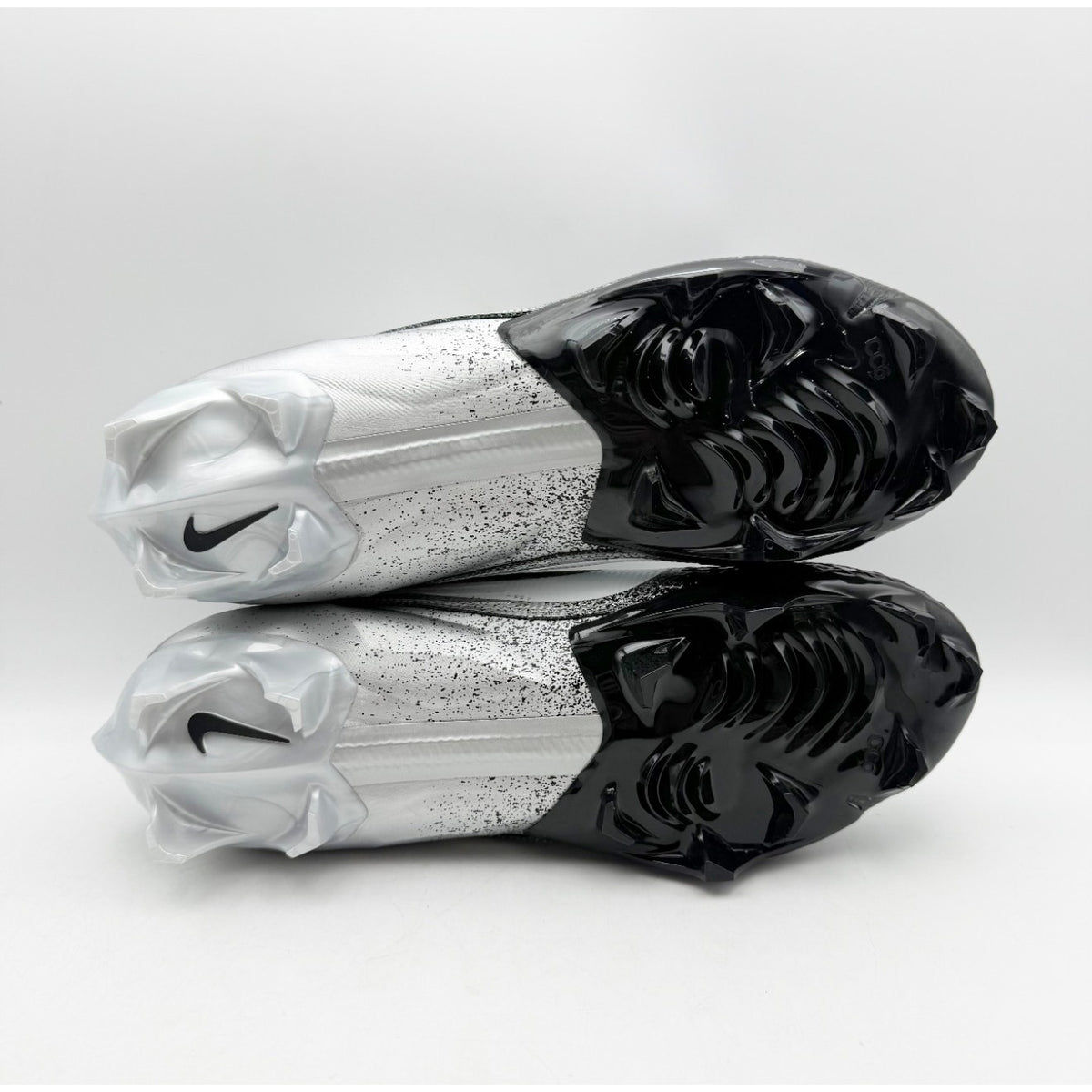 Nike Men Vapor Edge Elite 360 2 Molded Football Cleats US 10.5 Silver Black NWOB