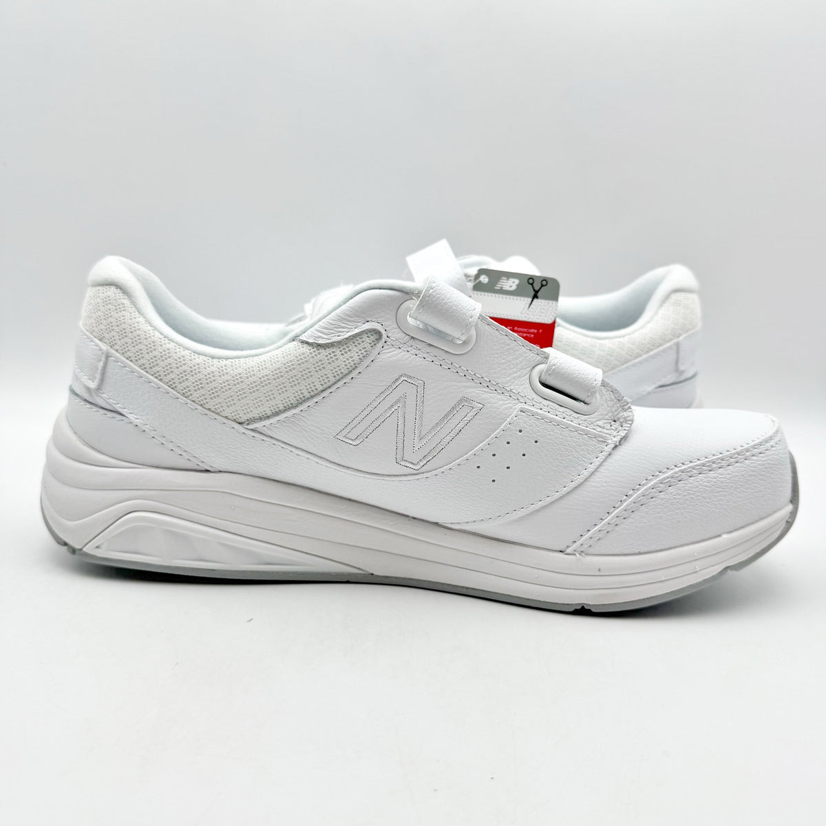 New Balanc 928v3 Walking Sneakers Womens 9.5 Mens 8 White Leather NIB