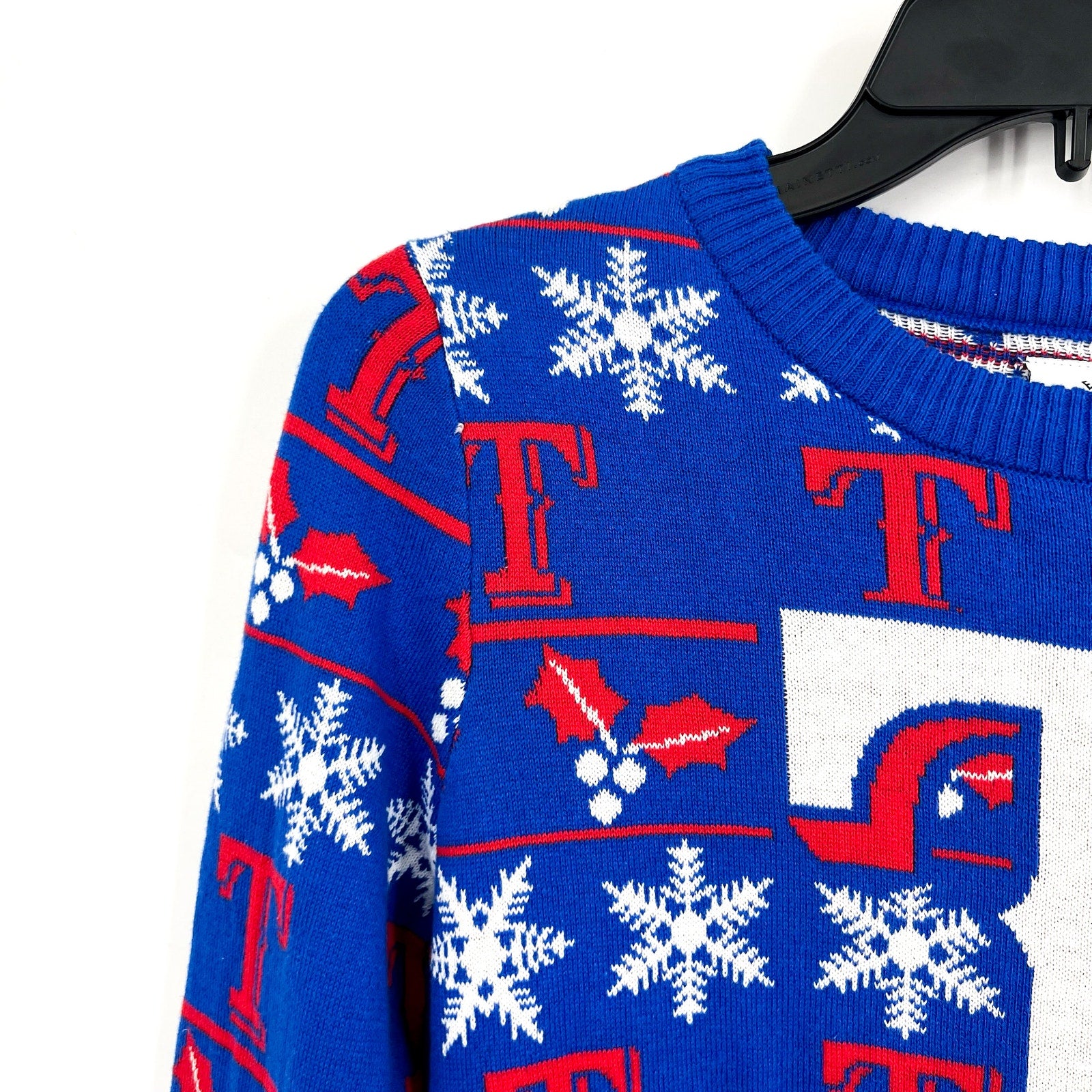 MLB GENUINE MERCHANDISE Texas Rangers T Snowflakes Sweater Small Royal Blue NWT