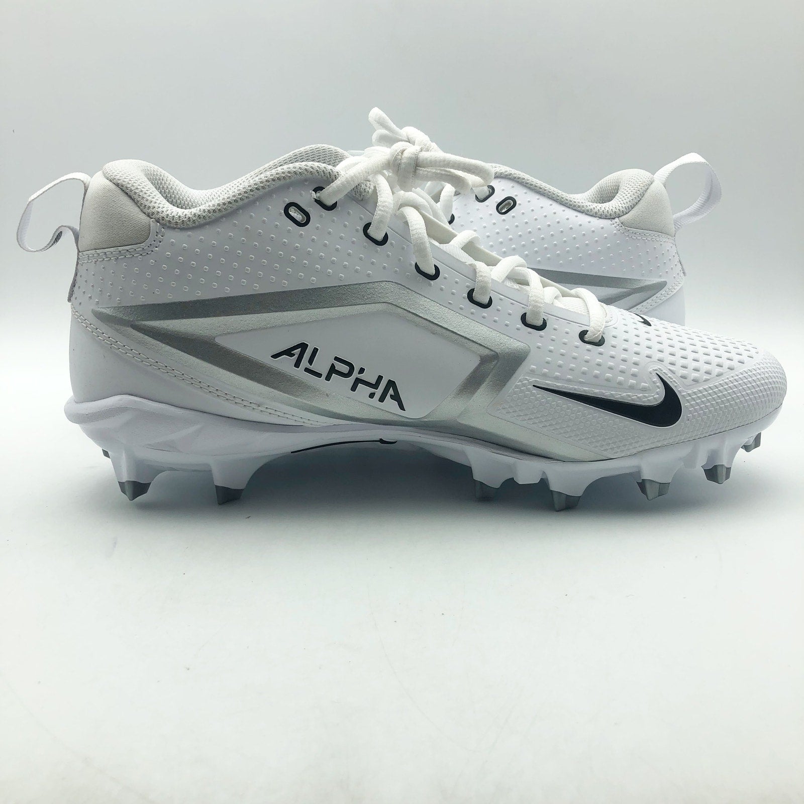 Nike Mens Alpha Menace 4 Varsity Molded Football Cleats SIZE 12 White Black NWOB