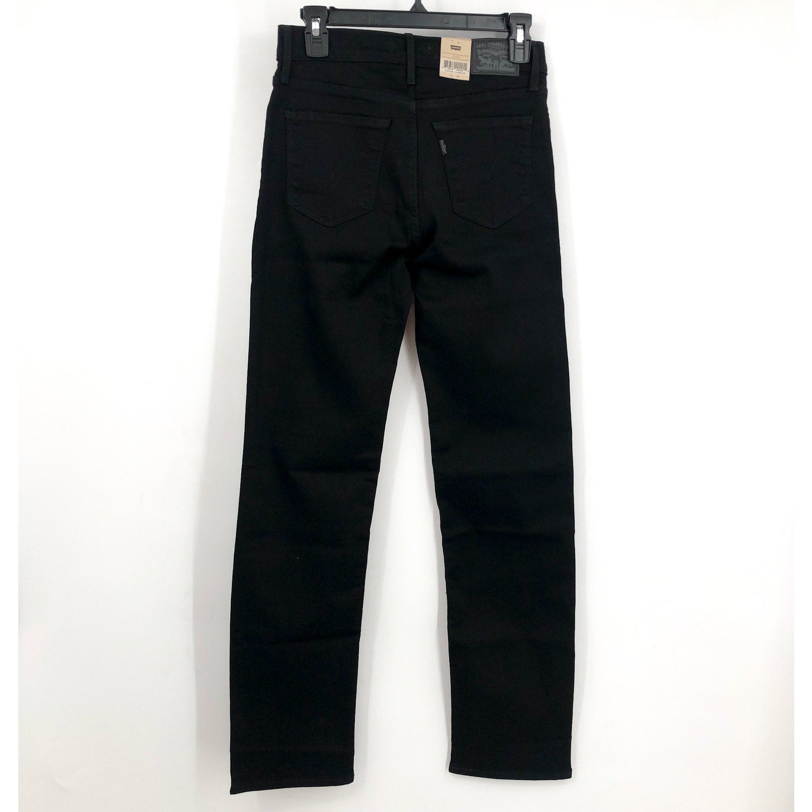 LEVI'S Women's 314 Shaping Straight Jeans 27x32 US 4 Soft Black NWT 196310000