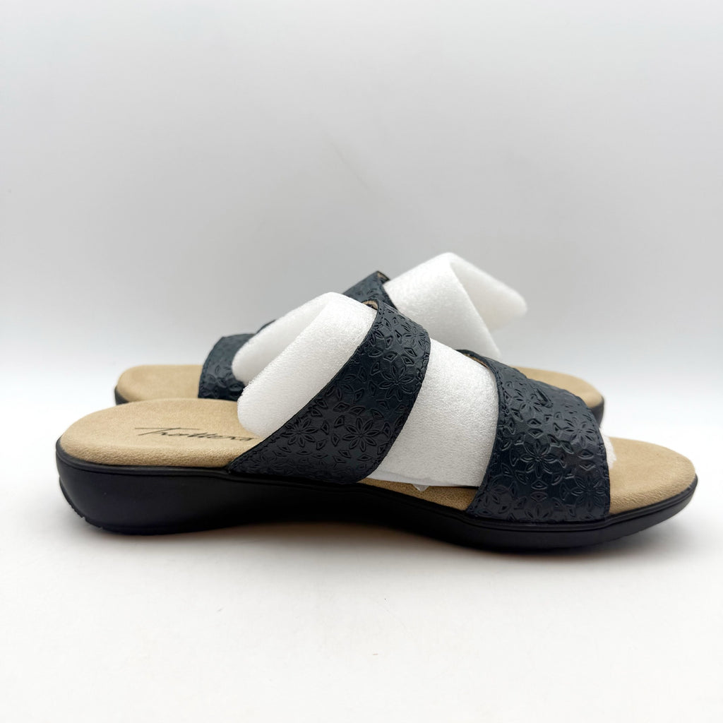 Trotters Womens Rose Tool Sandals Size 9.5 Wide Navy Blue Leather NIB