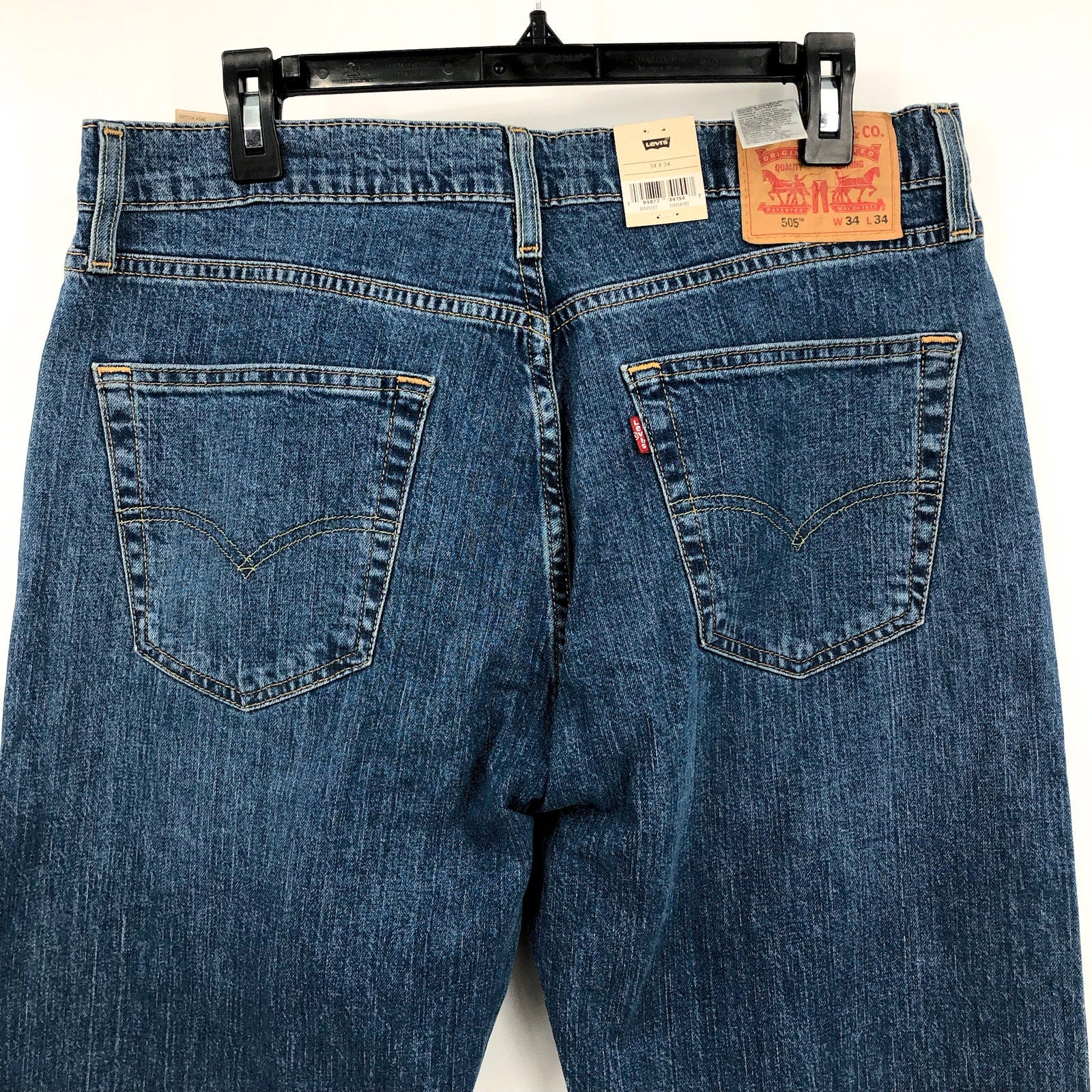 LEVI'S Men's 505 Regular Fit Jeans 34x34 Medium Blue Fremont NWT 00505-2217