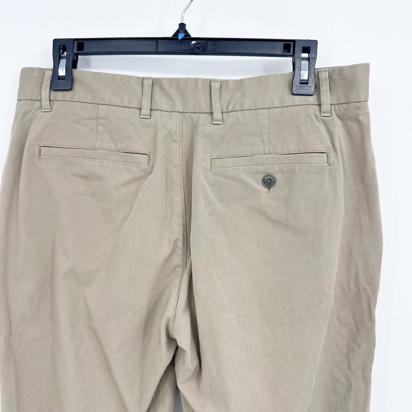 EVERLANE Mens The Performance Chino Pants 31x30 Khaki Uniform Slim Fit NWT
