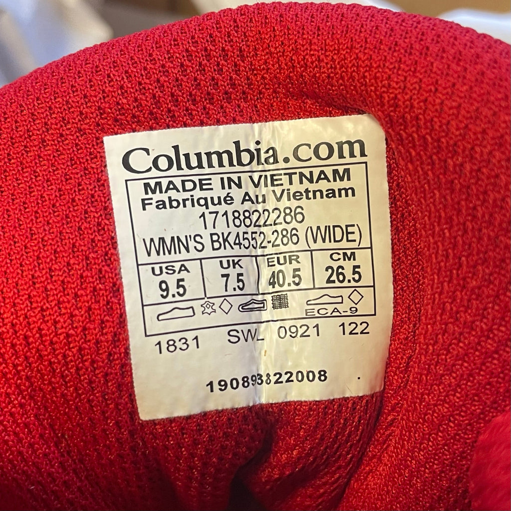 Columbia Womens Newton Ridge Plus Amped Hiking Boots 9.5 WIDE Tan Red WP NIB