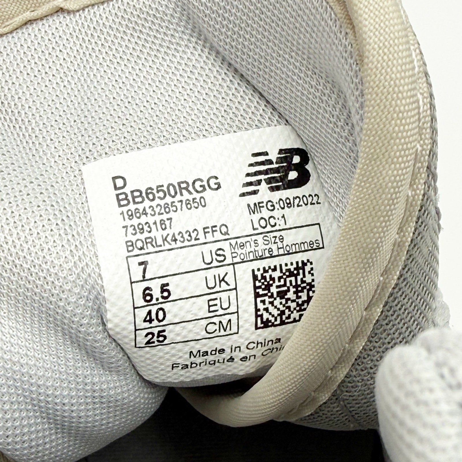 New Balance Mens 650R Hi Top Sneakers Size 7 D Blue Multicolor Leather NWOB