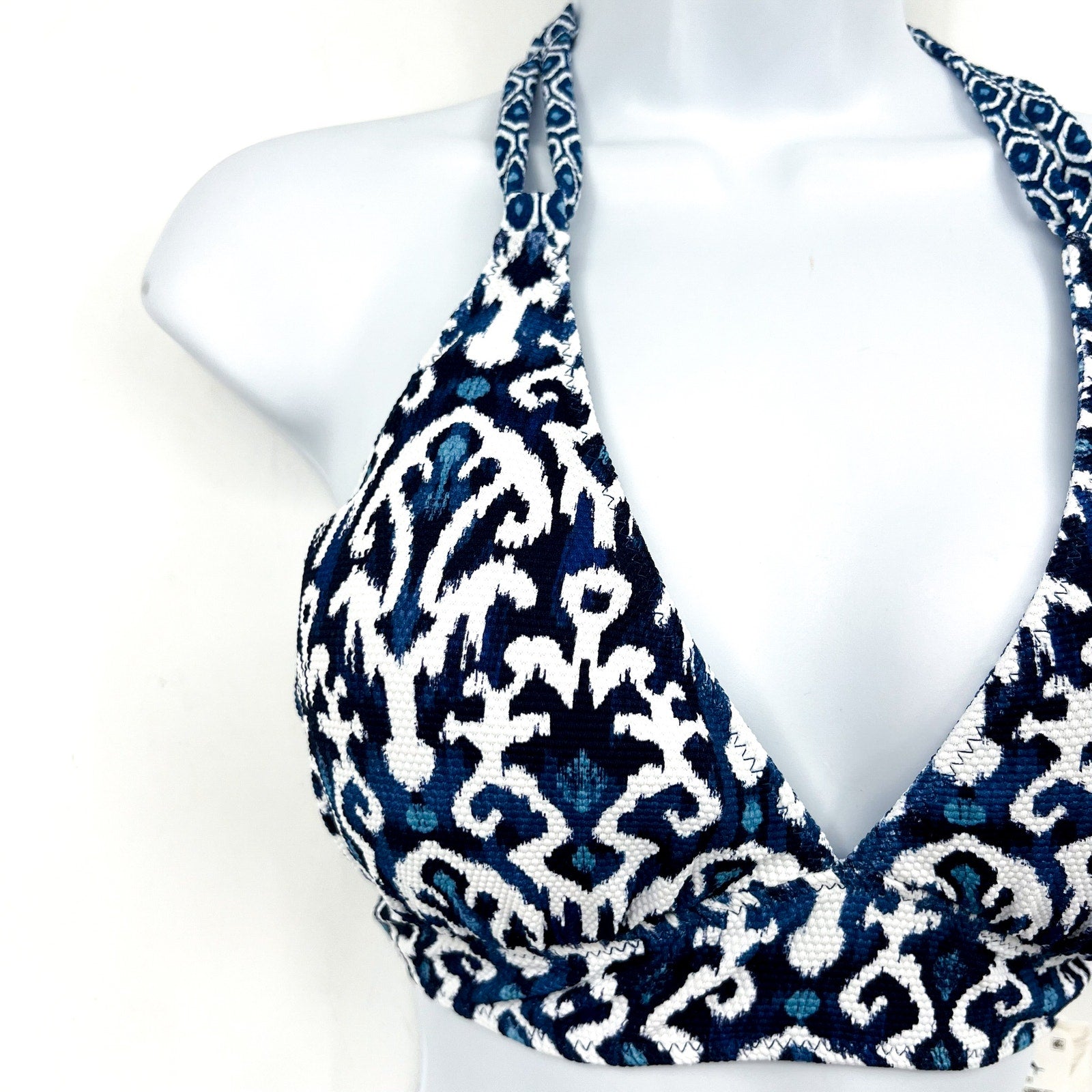 TOMMY BAHAMA Island Cays Halter Bikini Top Large Blue Blooms Reversible NWT