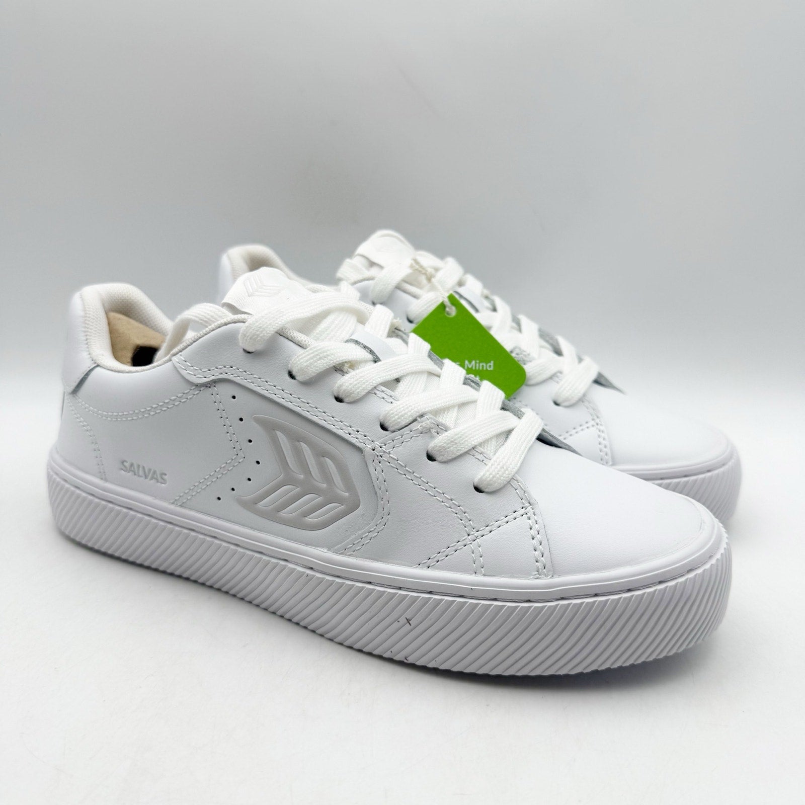 CARIUMA Womens Salvas Low Sneakers US 6.5 EU 37 White Leather NIB