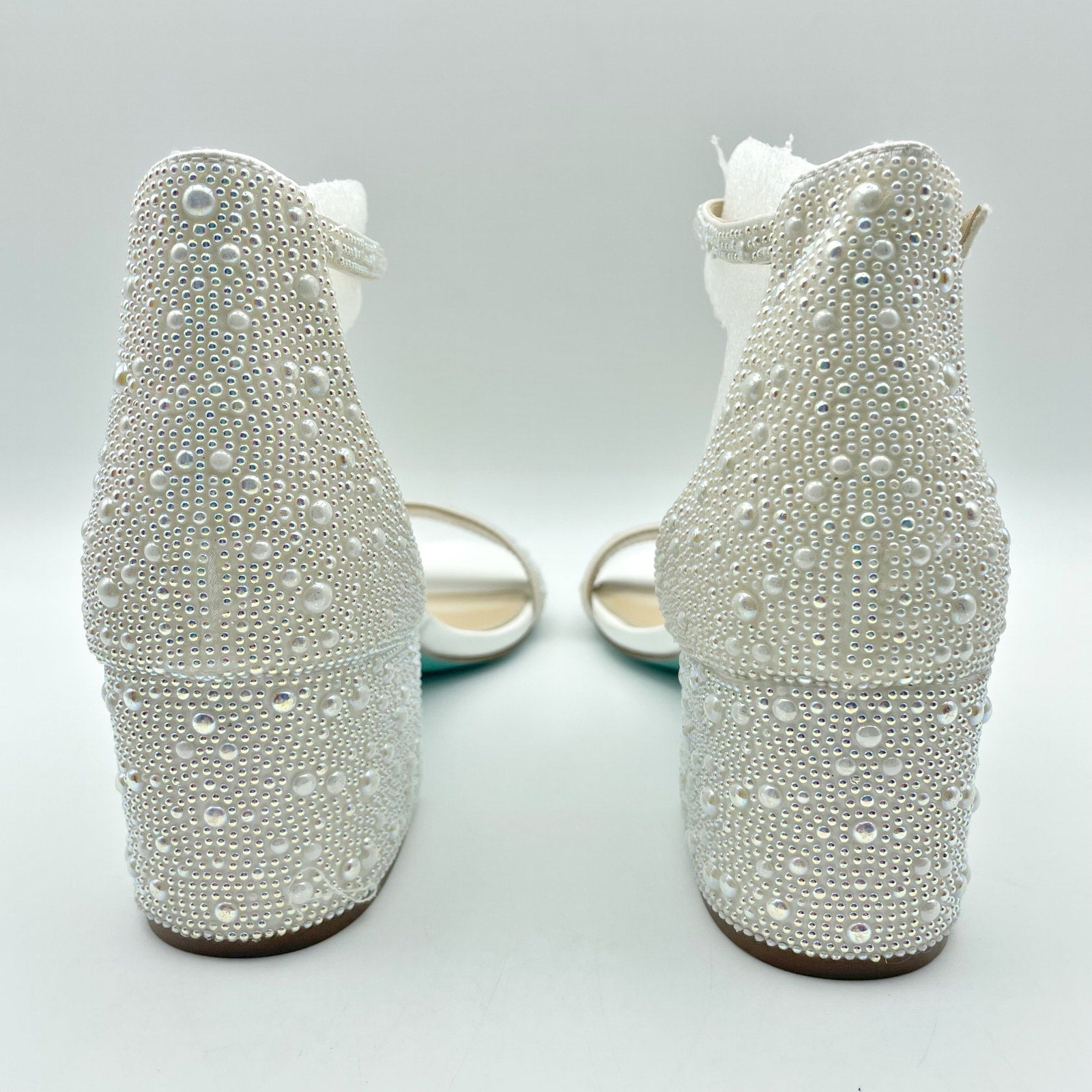Betsey Johnson Womens Mari Heeled Sandals Size 6.5 EU 37 White Rhinestone NIB
