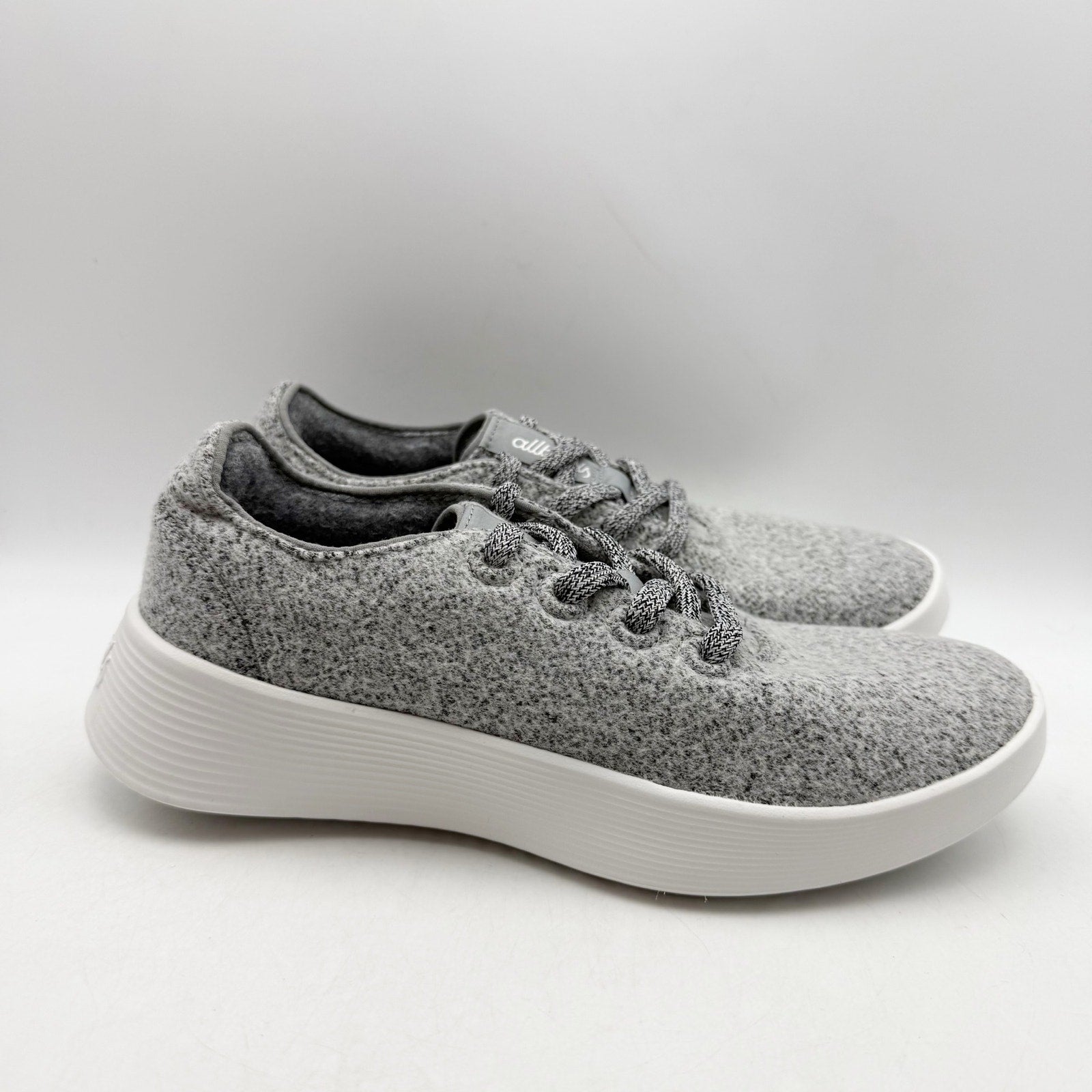 AllBirds Womens Wool Runner Go Casual Sneakers US 7 EU 37 Medium Grey NWOB