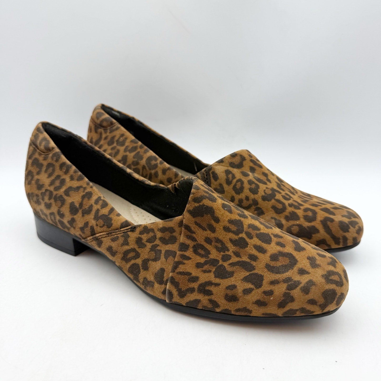 Clarks Womens Juliet Palm Loafers US 8.5 Wide EU 39.5 Brown Leopard Suede NWOB