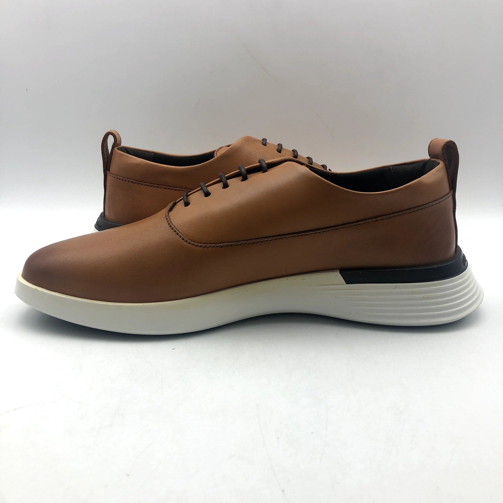 Wolf & Shepherd Crossover Longwing Oxford Sneakers Mens 6 Womens 8 Brown NIB