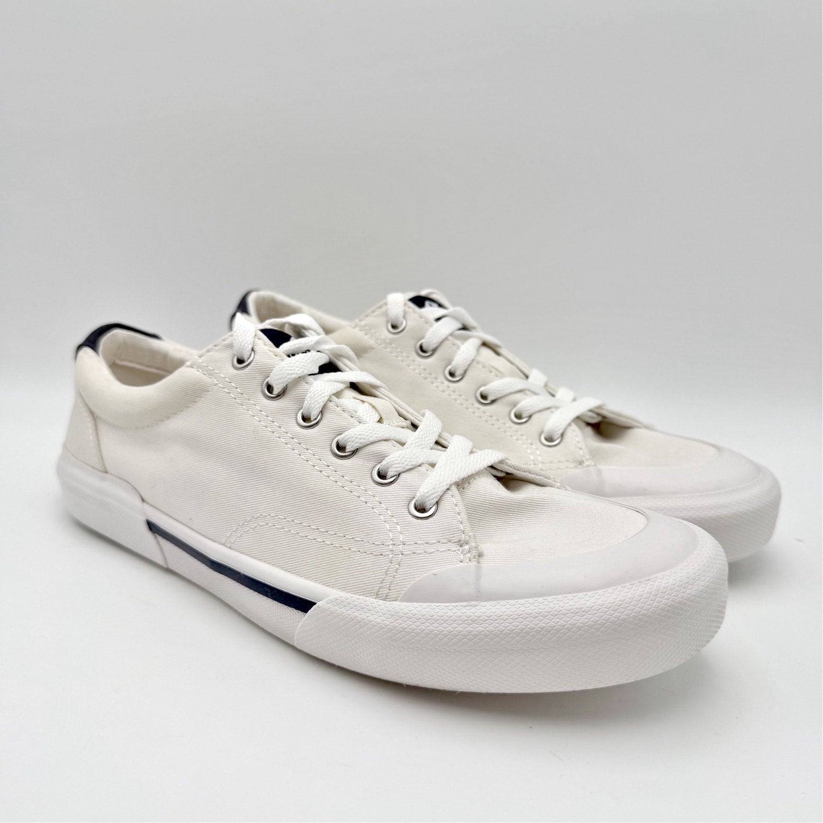 Sperry Mens Top-Sider Striper ll Retro Sneakers US 7.5 EU 40 White Canvas NIB
