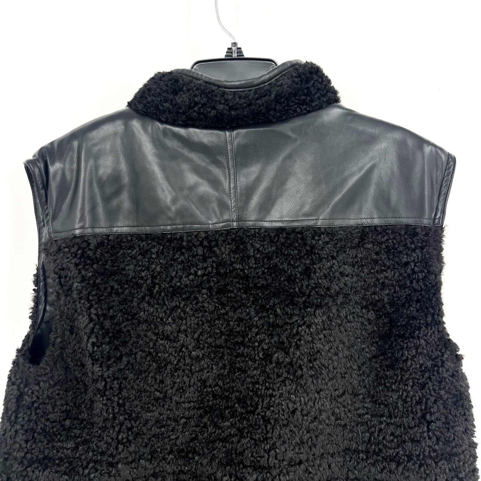 BAGATELLE COLLECTION Womens Vest Small Black Sherpa Shearling Faux Fur Lined NWT
