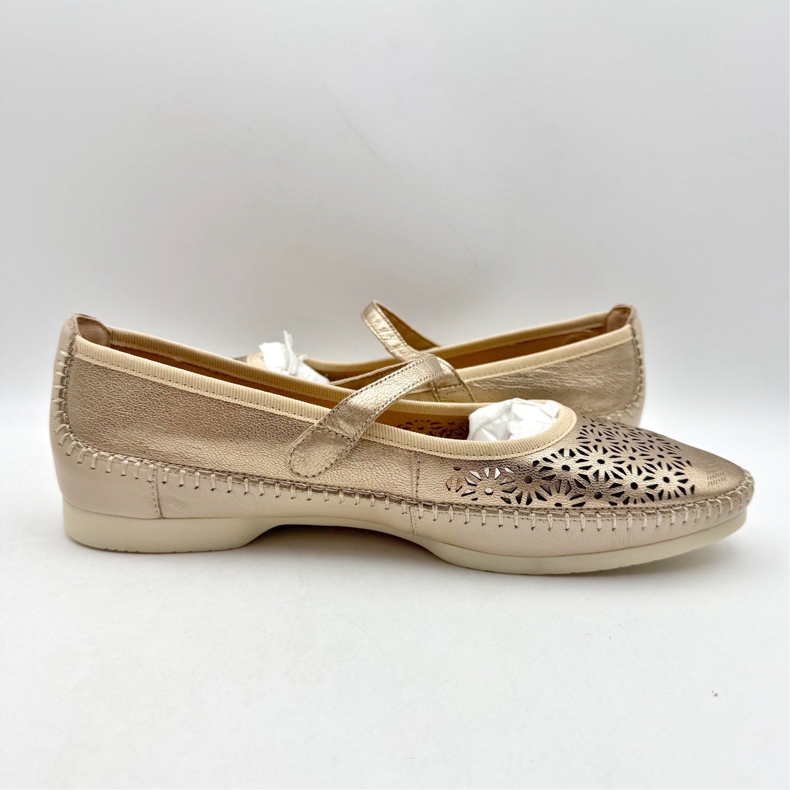 Pikolinos Womens Aguilas Ballet Flats EU 40 US 10 Champagne Gold Leather NWOB
