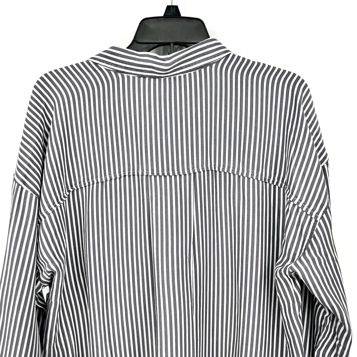 SPLENDID COLLECTION Ella Stripe Button Down Shirt Large Gray White NWT