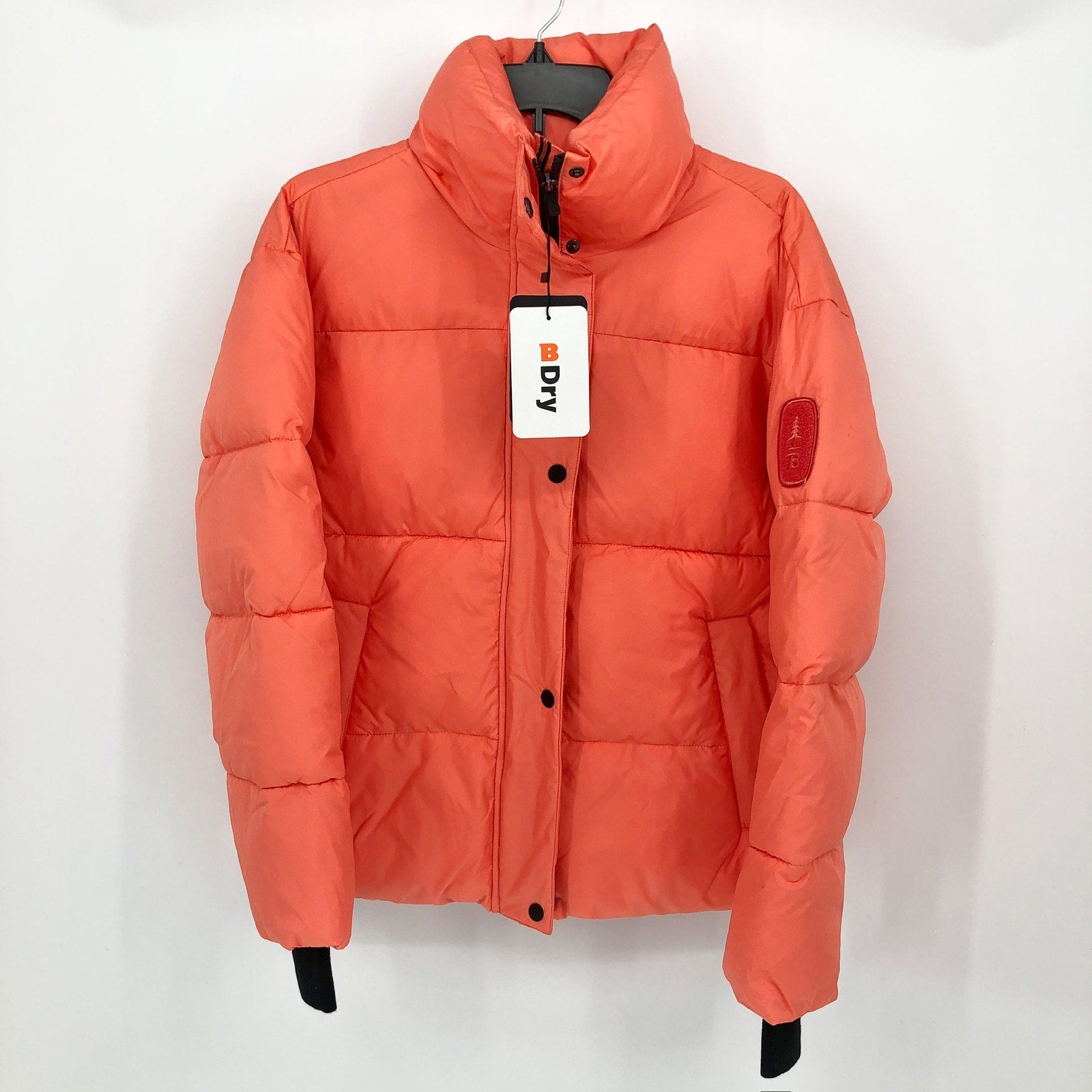 Bass Outdoors Womens Discovery Puffer Coat Medium Orange Living Coral NWT