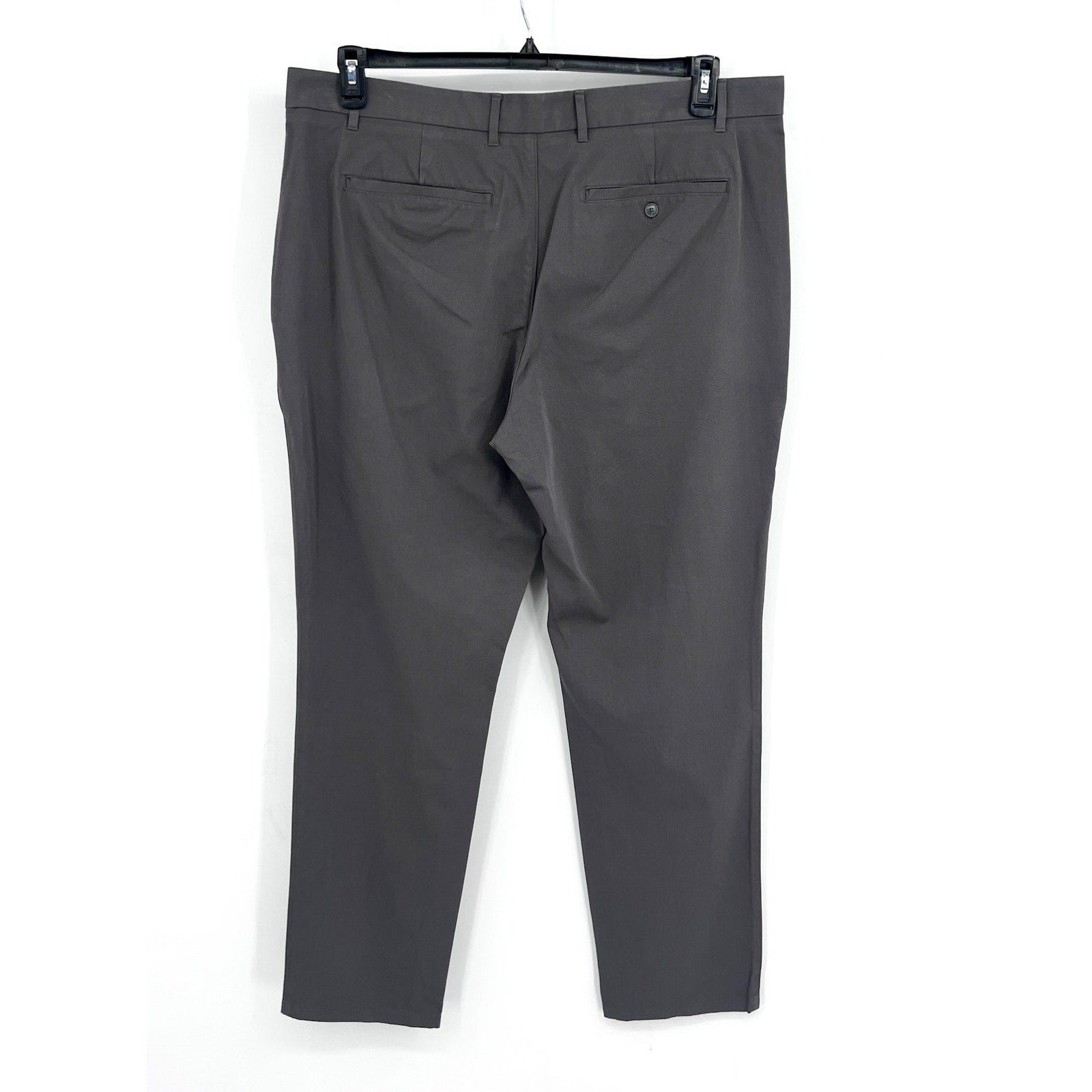 EVERLANE Uniform Mens Performance Chino Pants 40x34 Slate Grey Athletic Fit NWT