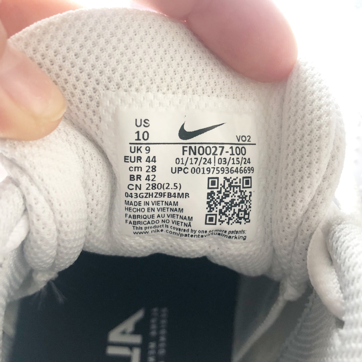 Nike Alpha Menace Mens 4 Varsity Molded Football Cleats 10 White Black NWOB