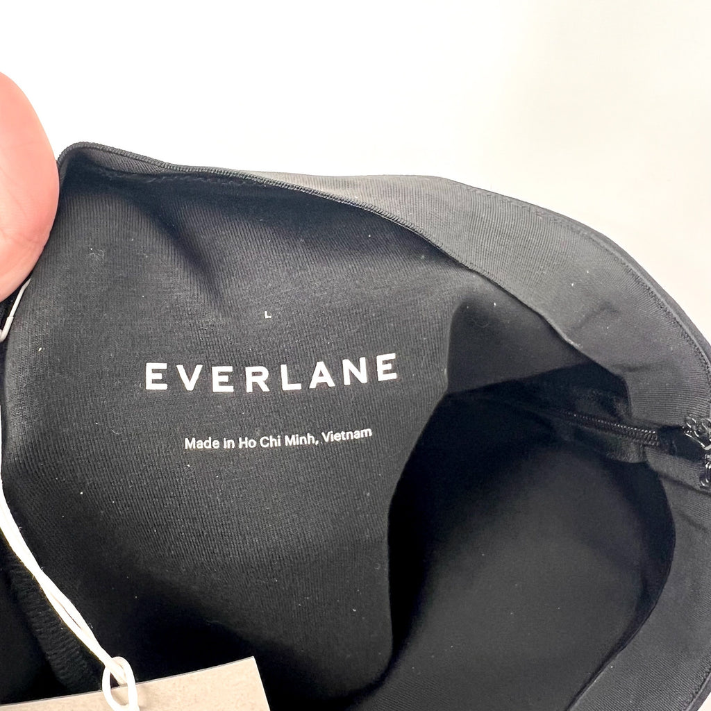 EVERLANE Women's The Dream Kick Flare Pants Large Black Flat Front NWT