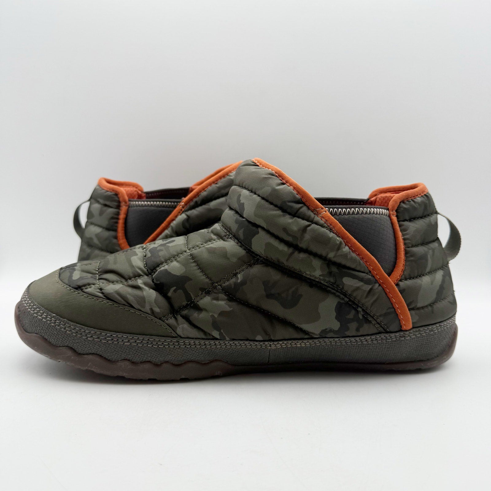 L.L.Bean Mens Mountain Classic Quilted Ankle Boots US 9 M Green Camo NWOB
