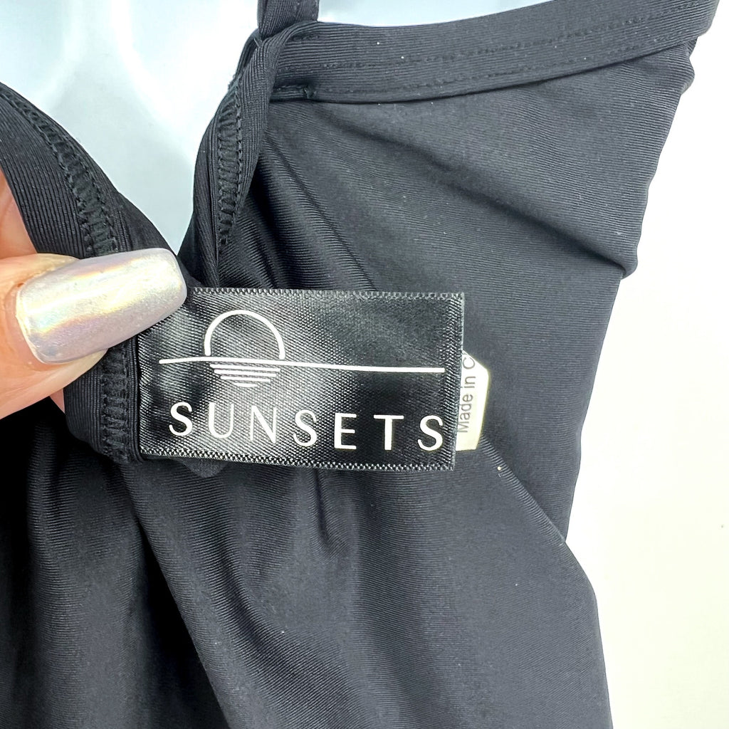 SUNSETS Women's Forever Tankini Top Size 36D/38C Black Twist Front NWT