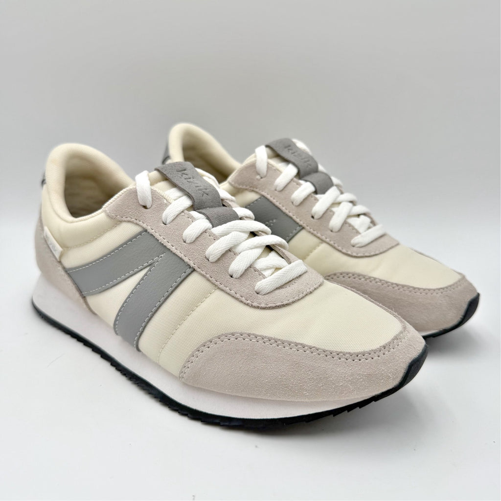 KIZIK Womens Milan Hands Free Sneakers Size 8 EU 39.5 Mist Grey Cream NIB