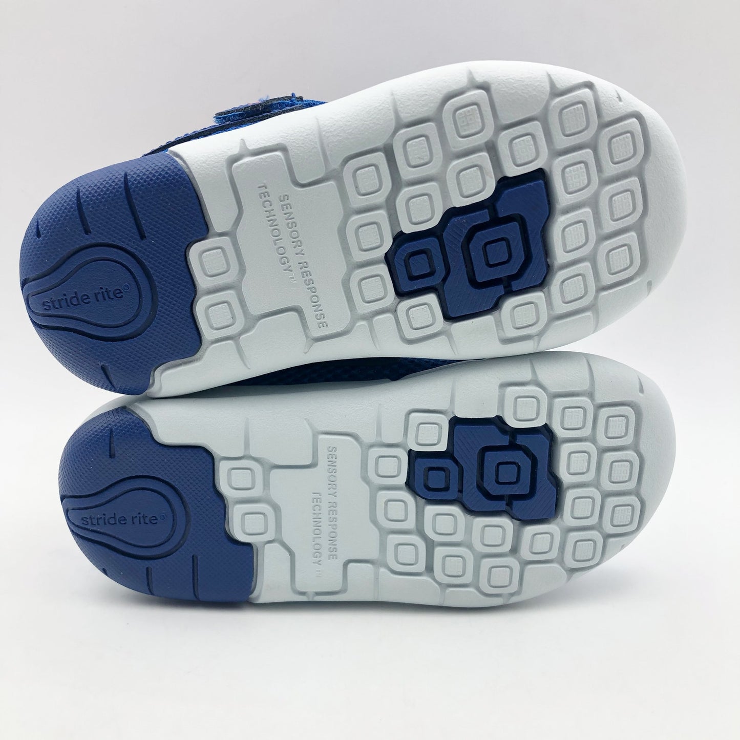 Stride Rite Boys SRT Ian Sneaker Size 8 Toddler Shoes Blue NIB