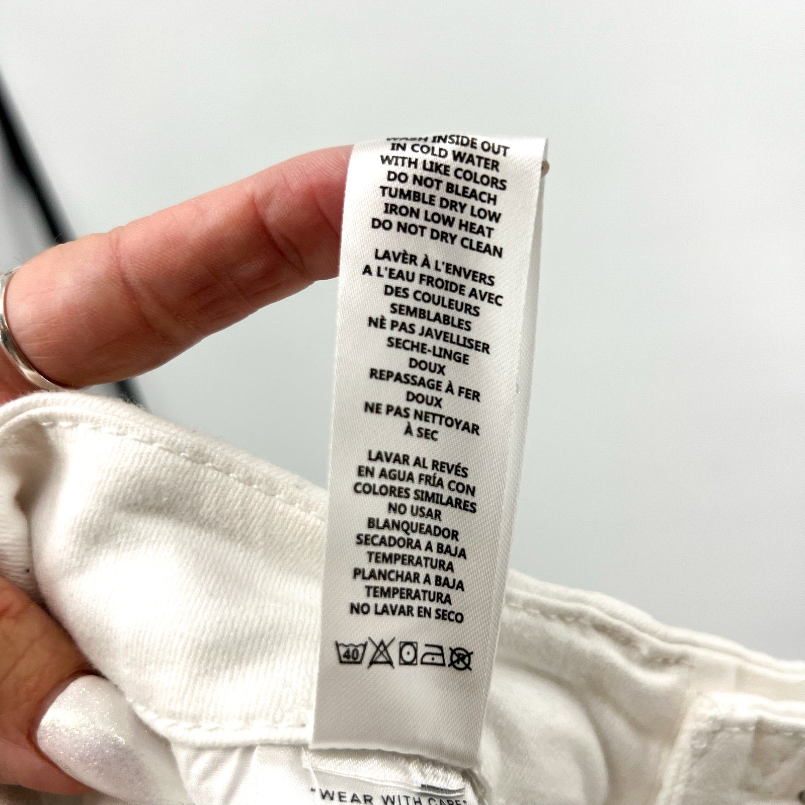 Good American Womens Good Leg Cropped Jeans Size 28 US 6 White Stretch NWOT