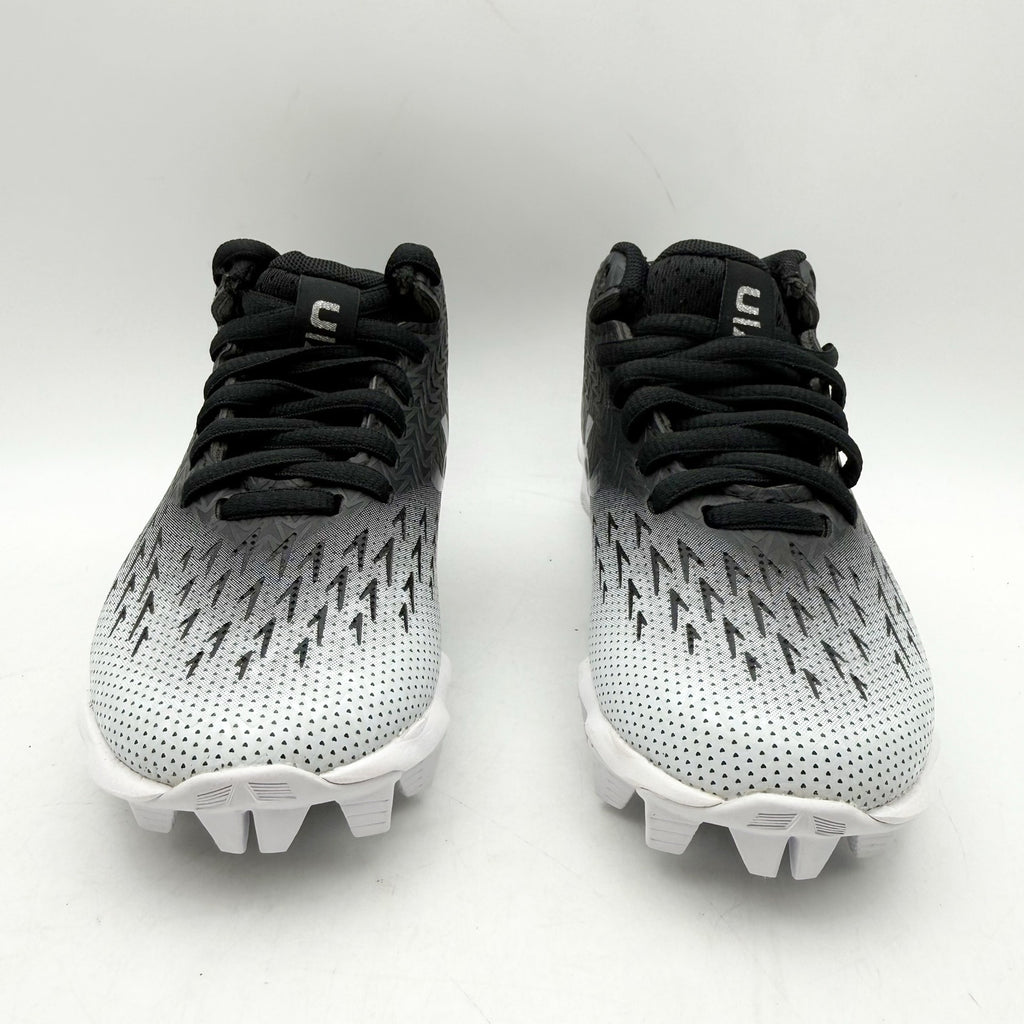 Under Armour Boys 10 Spotlight Franchise RM 4.0 Football Cleats Black White NIB