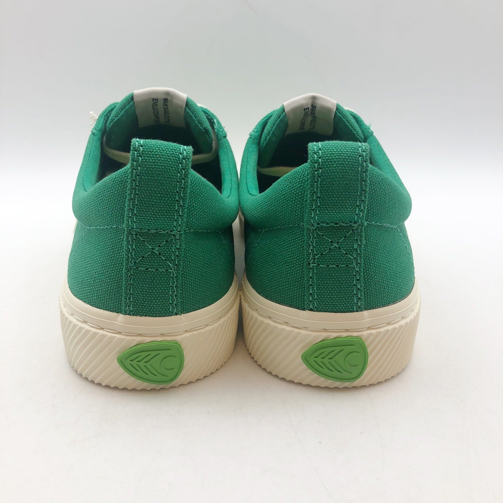 Cariuma OCA Low Canvas Sneaker Men's 8 Women's 9.5 Green Organic Cotton NIB