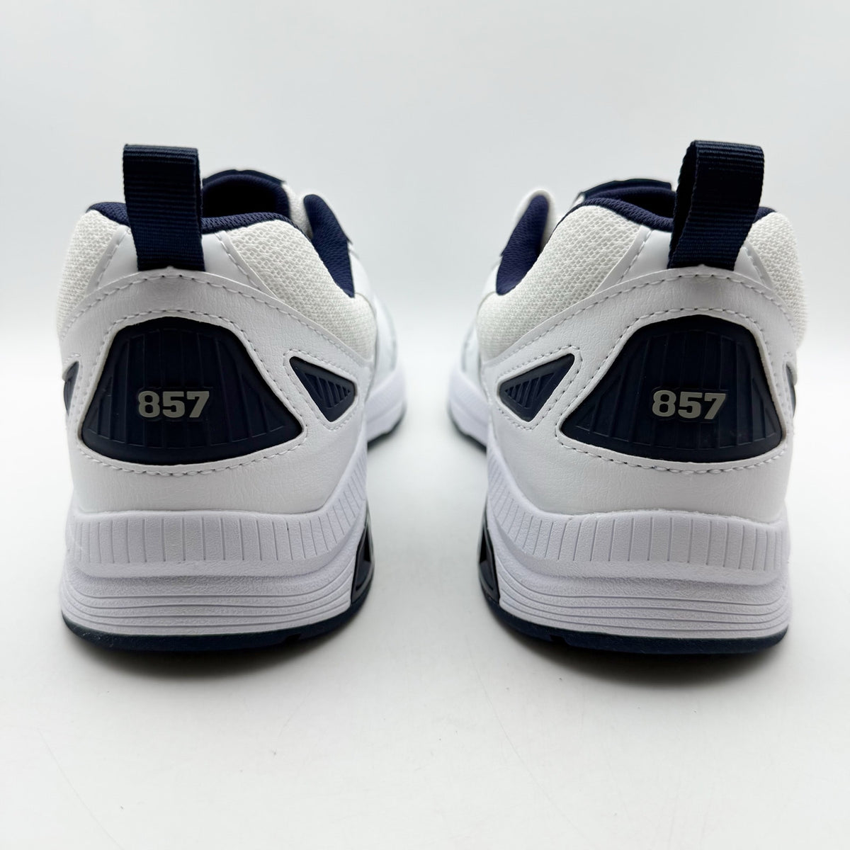 New Balance Mens 857v3 Athletic Shoes Size 7.5 XW 4E White Navy Blue NIB